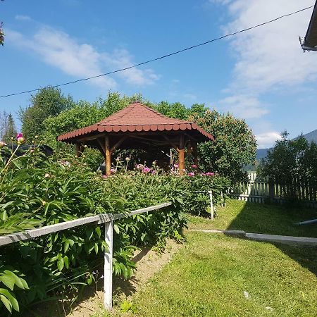 Ferienwohnung Apartament Tiatim Vatra Dornei Exterior foto