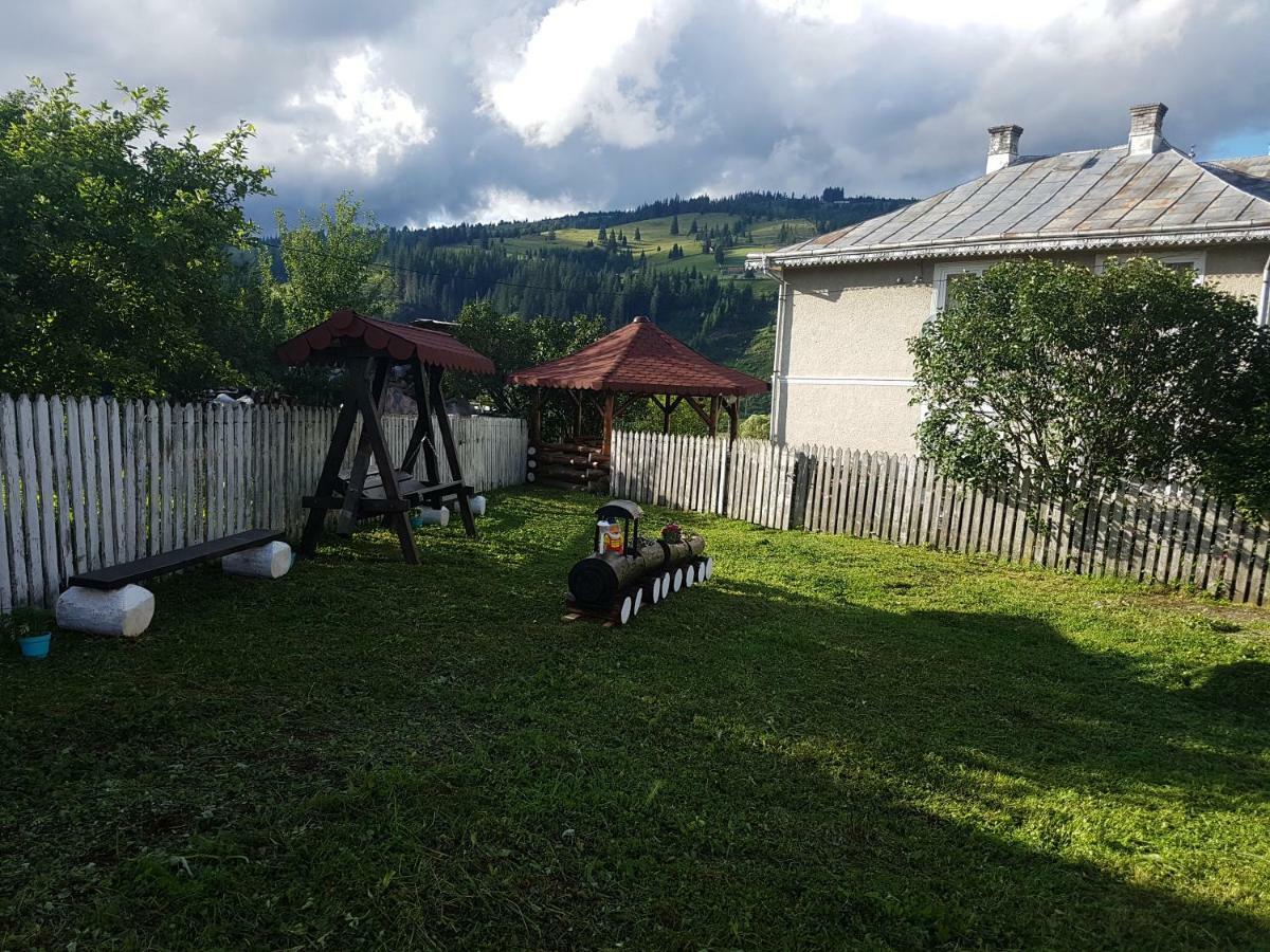 Ferienwohnung Apartament Tiatim Vatra Dornei Exterior foto